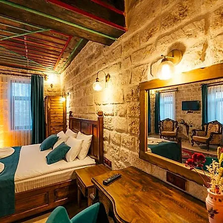 Cappatria Cave House 5*