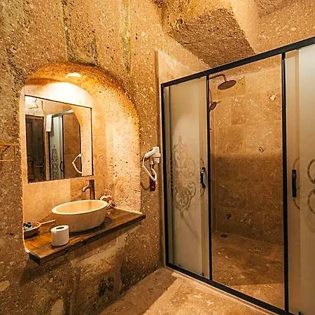 Cappatria Cave House