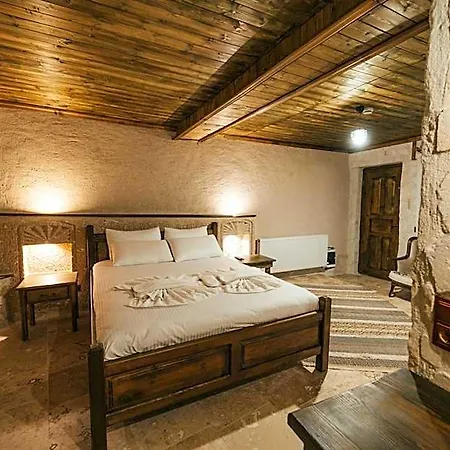 Отель Cappatria Cave House Ургуп
