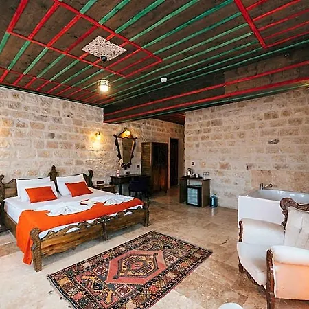 Cappatria Cave House Отель 5*